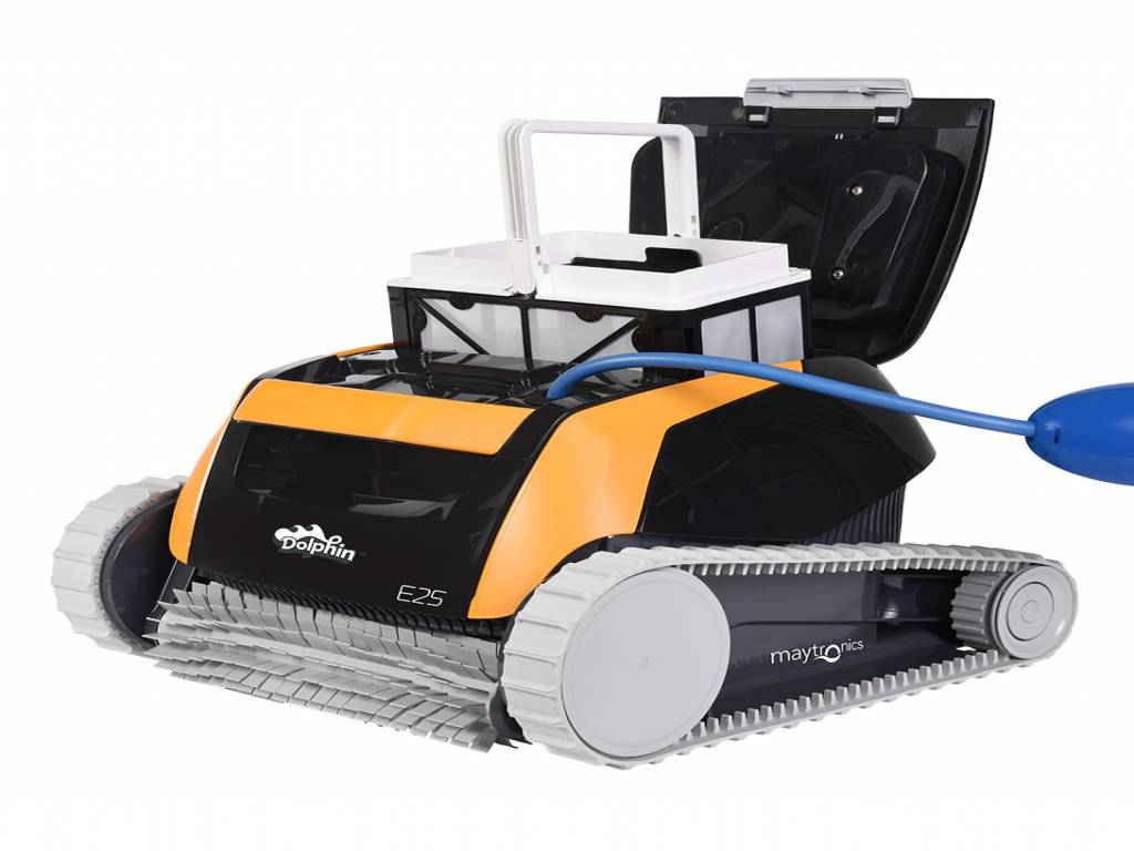 DOLPHIN “E 25” ROBOTIC POOL CLEANERS